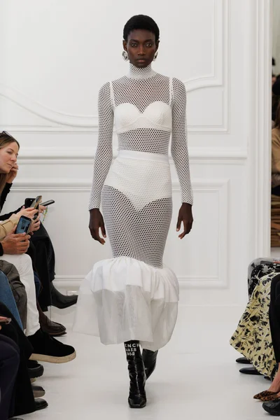 Look 7